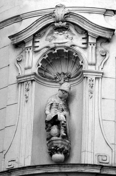 Die Statue des Winters